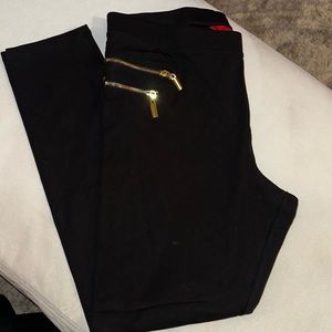 NWOT Jennifer Lopez Black Leggings W/Gold Zipper Detail Sz XL
